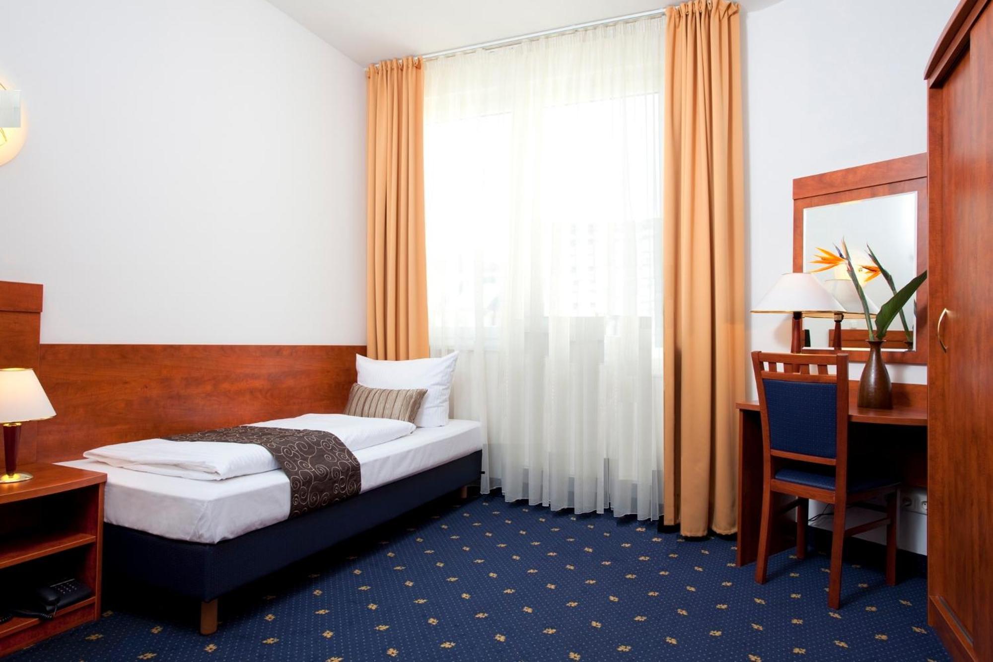 Hotel Atrium Charlottenburg — Fotos 3